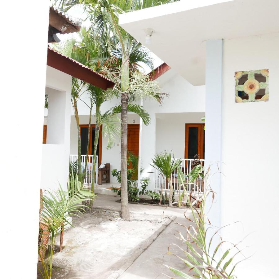 Apartament Rumah Side Gili Trawangan Zewnętrze zdjęcie