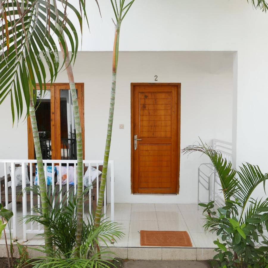 Apartament Rumah Side Gili Trawangan Zewnętrze zdjęcie