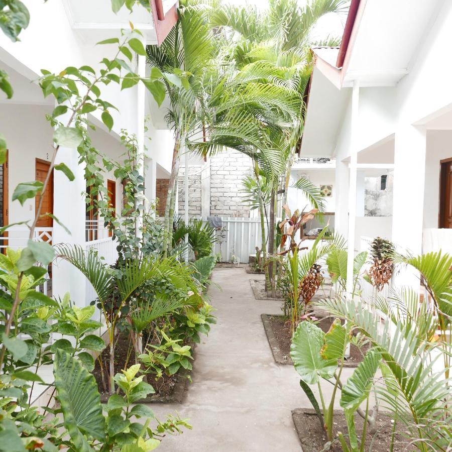 Apartament Rumah Side Gili Trawangan Zewnętrze zdjęcie